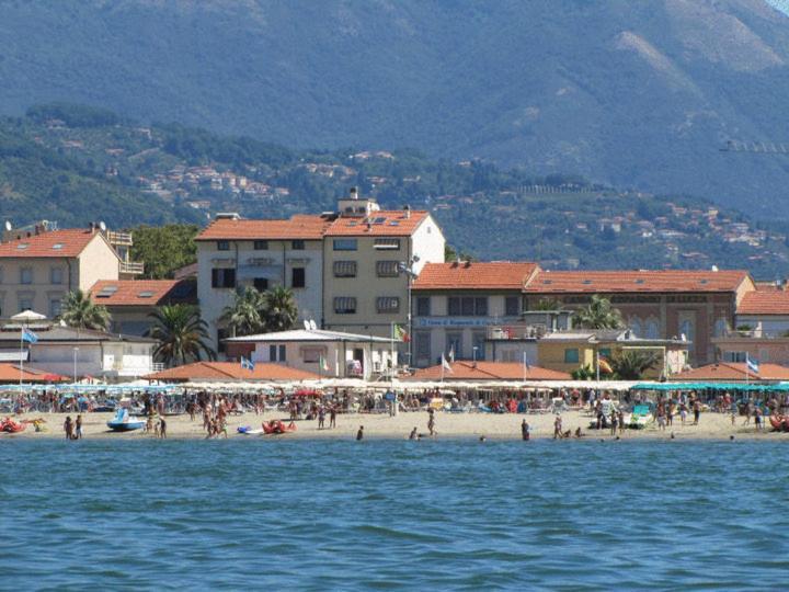 Hotel Pardini Viareggio Eksteriør billede